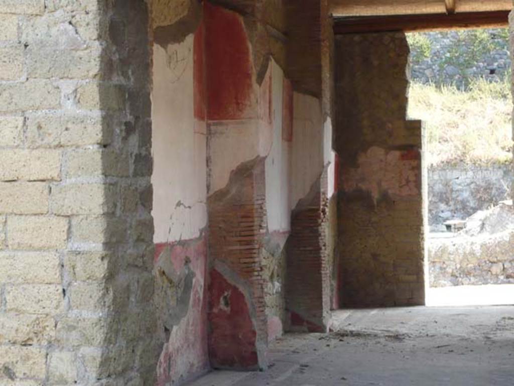 Ins. Orientalis I, 1, Herculaneum, August 2013. Looking towards north side of atrium.
Photo courtesy of Buzz Ferebee.